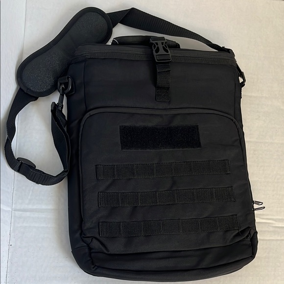 S.O.C. Tactical Laptop Bag (Sandpiper of California) - Picture 4 of 12
